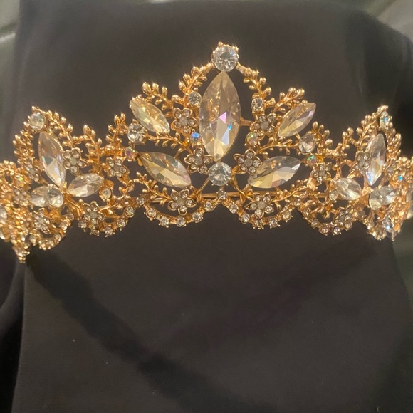 Accessories - Gold Crystal Tiara